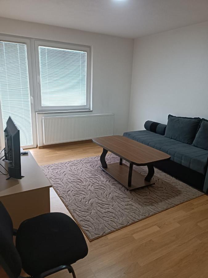 Hotel 2Bdr Apt With Balcony With View- Free Parking Sarajevo Exterior foto